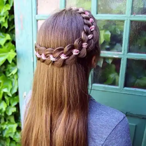 美美有爱的欧美心形编发图片