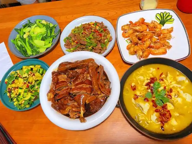 亲手为家人准备的生日菜式