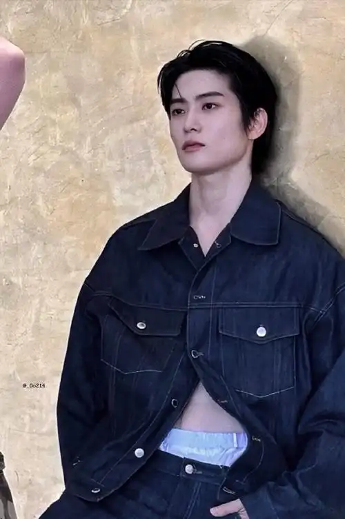 郑在玹prada全球品牌代言人