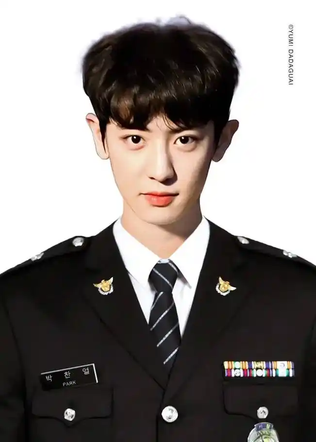 来收集灿烈的其他证件照050505#朴灿烈 #朴灿烈入伍 # - 抖音