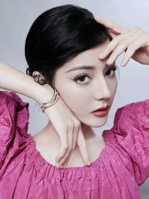 #今日发型##迪丽热巴#