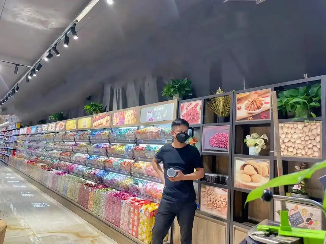 零食店特产店散装零食店货架.#零食架 特产货架展柜,炒货店货 - 抖音