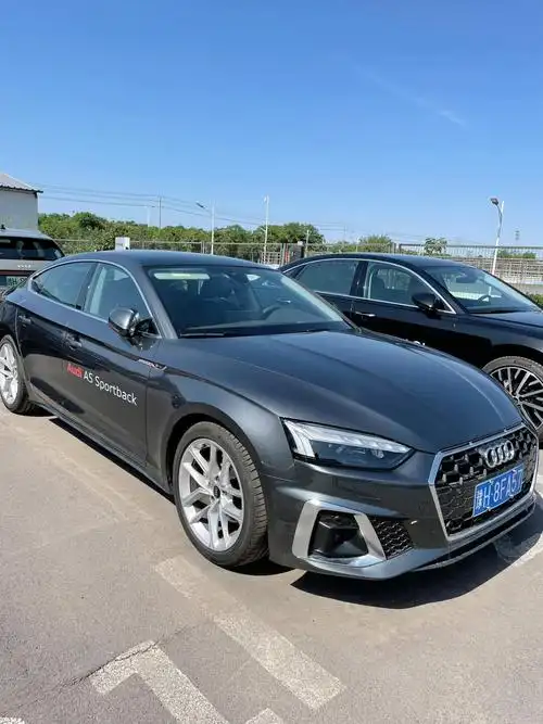 纯德系9990进口绝美轿跑 奥迪a5裸车28w77