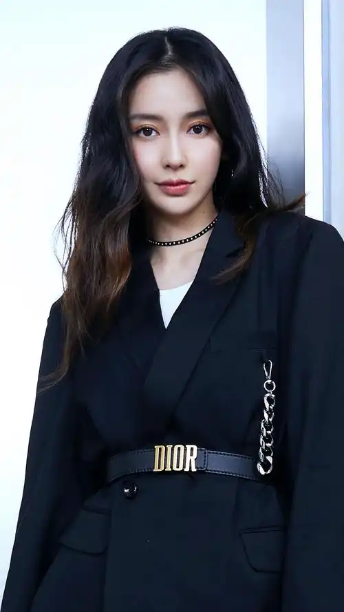 杨颖性感时尚写真手机壁纸