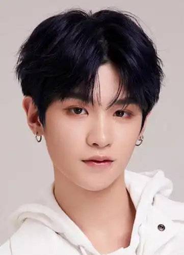黄明昊