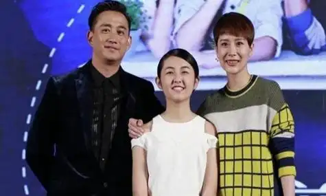 原创张子枫和黄磊是什么关系传闻两人关系暧昧