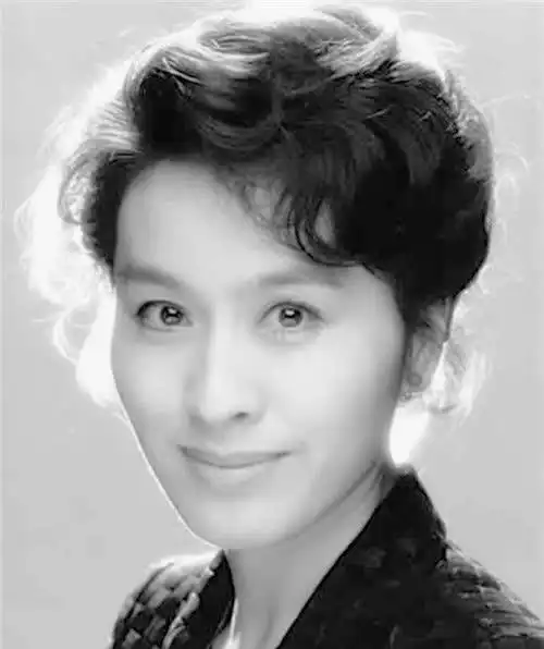 李延年歌免费加长版4k高清熟肉已完结免费观看免费1080p国语