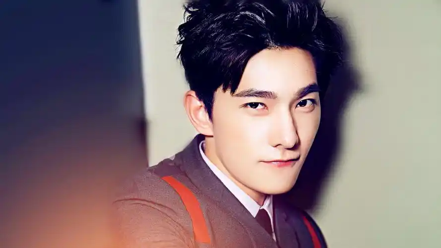 温柔杨洋暖心壁纸_点点温柔的杨洋