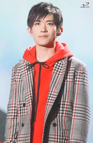 易烊千玺 #tfboys 十八岁成人礼生日会 高清 帅气