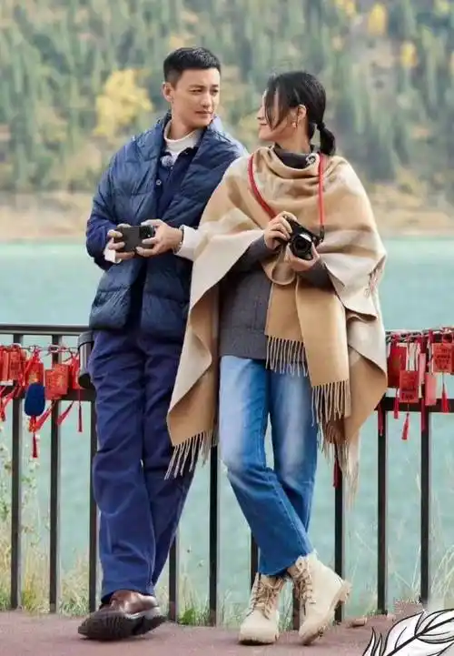 刚开始,周一围在得知朱丹不接受姐弟恋时,他果断虚报年龄,比朱丹大1岁