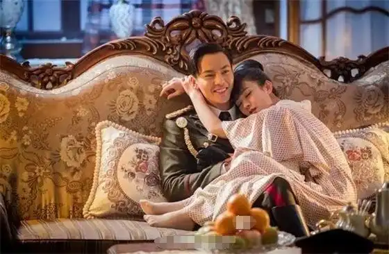 中奖后,该与嫌弃我穷的女友复合吗