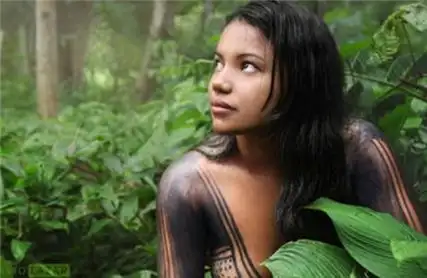 像这样原始部落的生活方式,很多的人都是不能理解的,但是其实他们常年