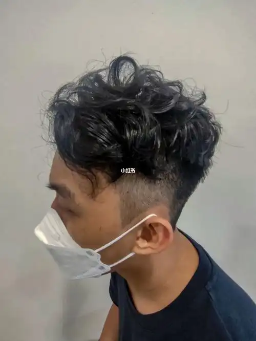 男生烫发  #男生发型  #波浪卷  #怡保发廊  #怡保bercham