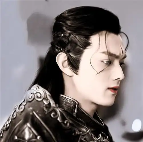 朝歌:看到许凯饰演的二郎神,网友们都笑出了声,画面有些熟悉啊