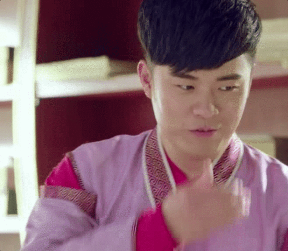 捂嘴巴gif极品家丁gif林三gif演员gif电视剧gif表情包gif陈赫gif