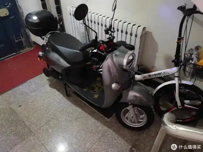 爱玛电动车让出行更环保