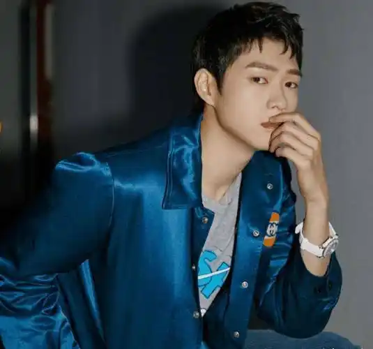 原创爱奇艺新部科幻职场剧85后魏大勋担任男主配角阵容也给力