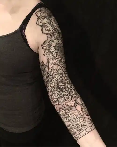 点刺风格图腾花臂纹身图案