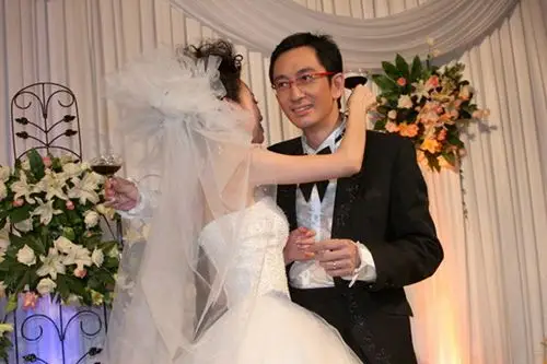 组图吴启华与新娘石洋子