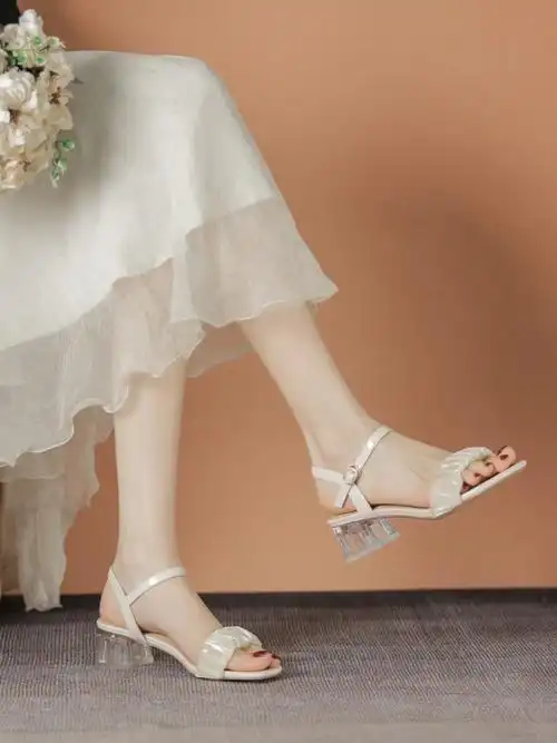 我心目中的白月光花嫁凉鞋太仙啦