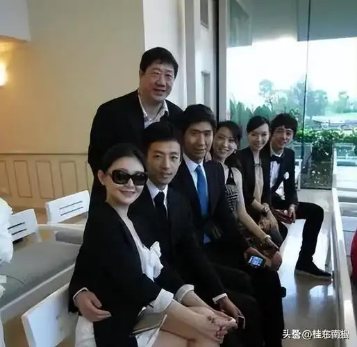 国际知名模特秦舒培为陈冠希生女多年,如今过得怎样?