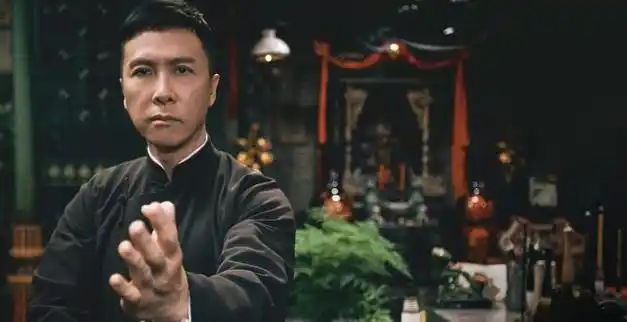 甄子丹想不退休有多难处境跟成龙差不多动作片的市场并不买账