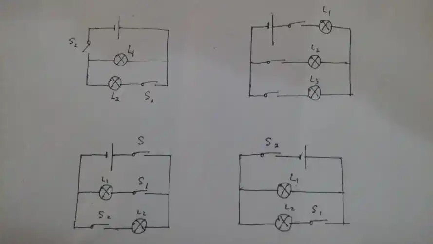 给实物图画电路图!急