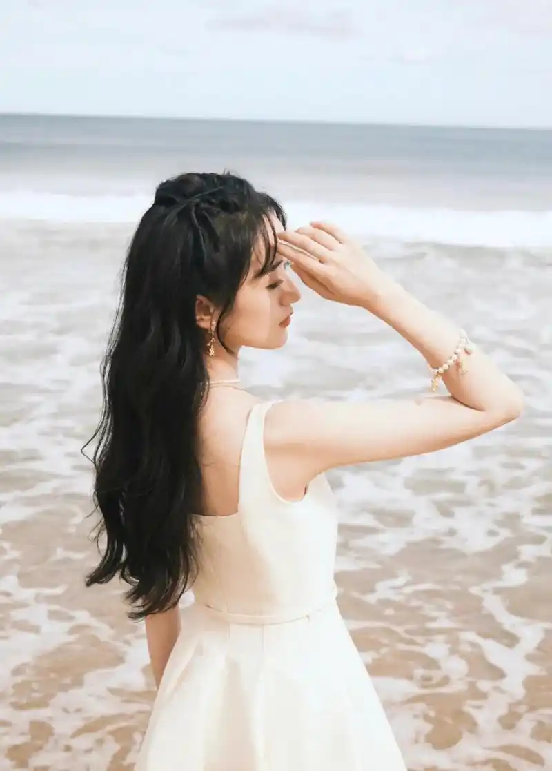 沉鱼落雁的仙女袁冰妍,这世间所有的美好事物,都只为了形容你