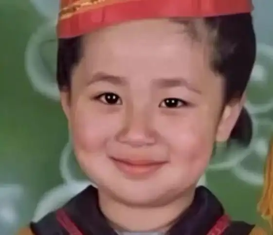 看到女明星小时候的照片你都能猜出是谁吗最后一位实在太惊艳