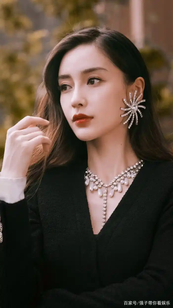 杨颖写真合集,高冷女神!