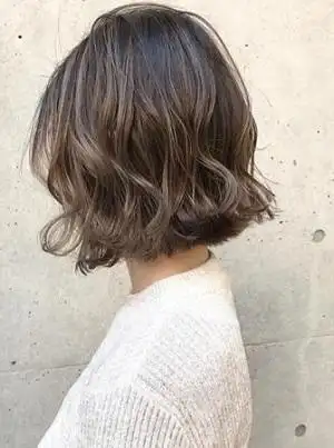 2022年最流行的波波头卷发波波头卷发图片