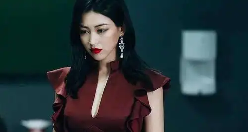 《大秦赋》中饰演赵姬的朱珠结婚了,祝她幸福!