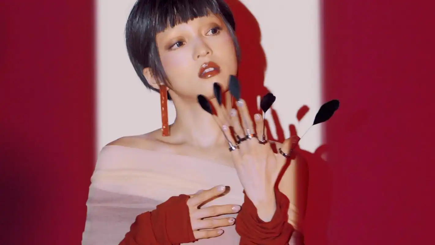 张韶涵演唱会先导预告上线 寓言世界初露神秘面纱