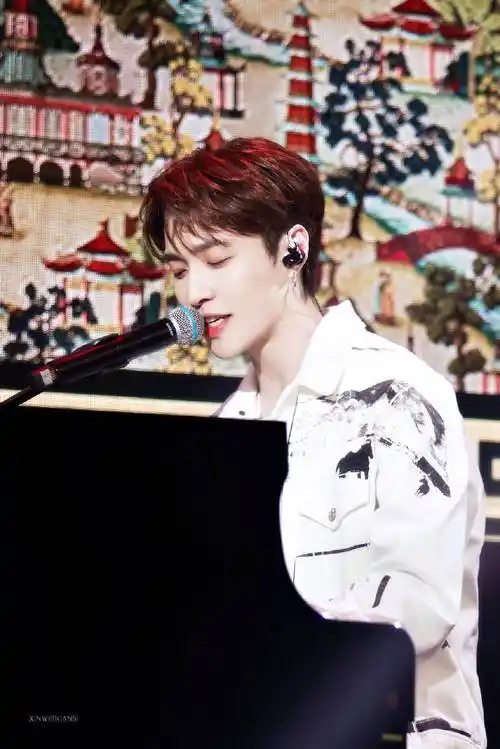 张艺兴舞台王者##漫游尽兴时