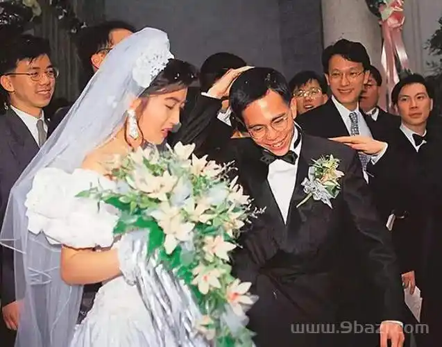 李居明批李嘉诚八字