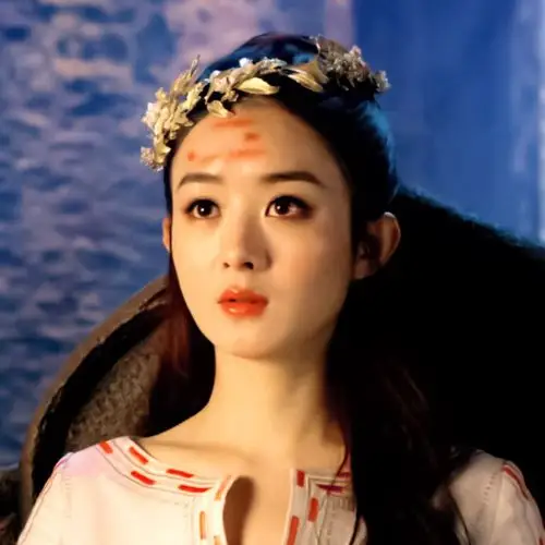 女儿国国王赵丽颖自截自调拿扣1