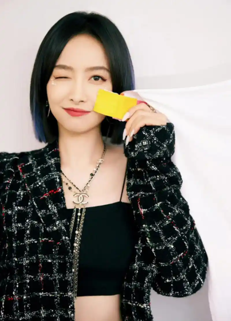 【宋茜唱小龙人搞怪问答,网友笑翻:哪吒和红孩儿是同一个人吗?