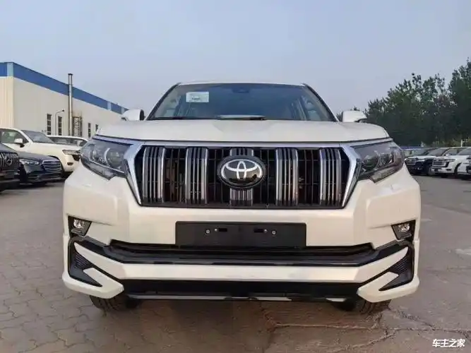 23款丰田霸道2800搭载了2.