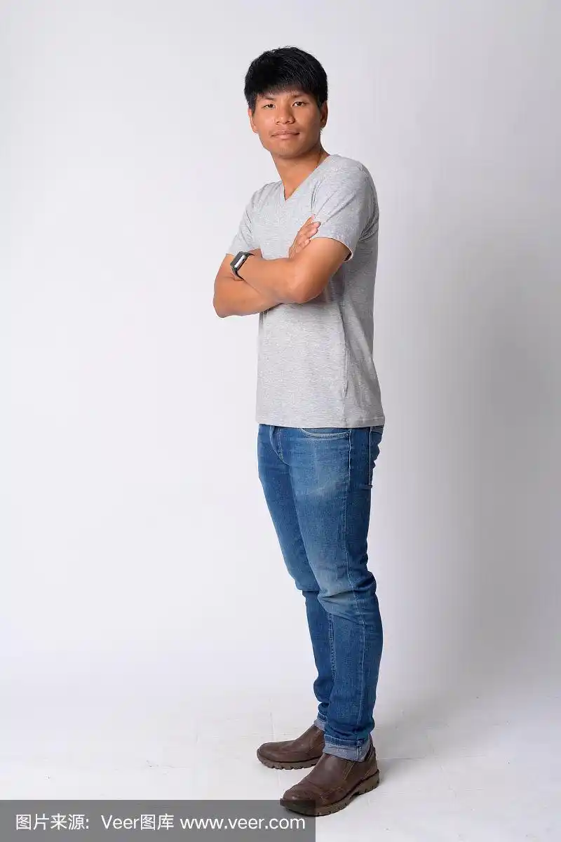 全身像,男人,青年人,侧面像,注视镜头