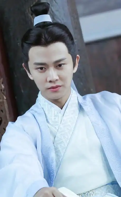 任嘉伦壁纸每一个古装都惊艳无比无论扮相还是气质都无可挑剔