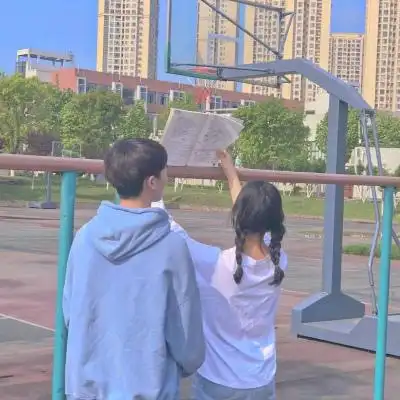 微信不露脸情侣头像图片