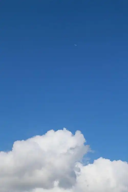 龙华蓝刷屏啦晒出你的天空照片赢电影票