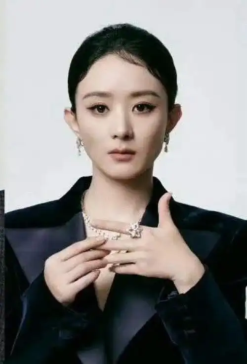 赵丽颖长相也不差,为什么总有一种土味