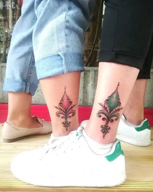 情侣印迹纹身图片腿部脚部情侣脚踝纹身图案