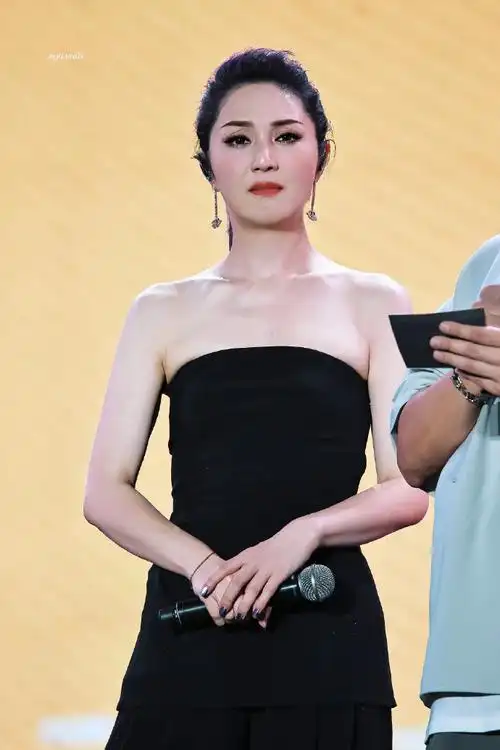 杨千嬅的身材管理