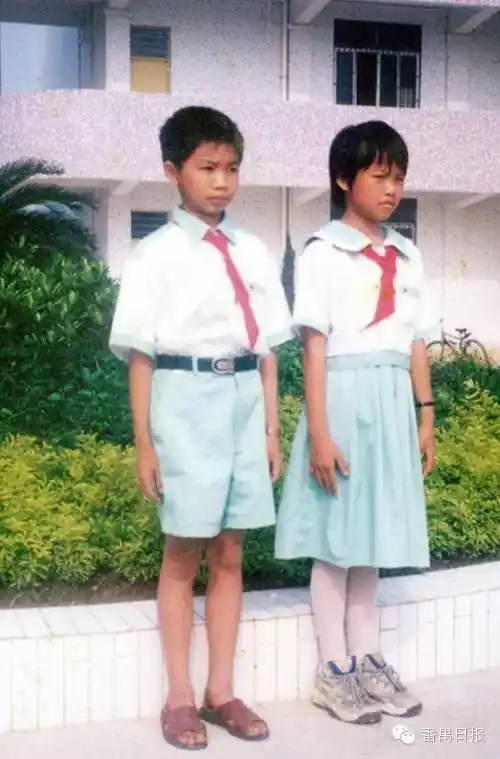 90年代后期北城小学校服90年代钟村汉溪小学校服番禺所有小学统一的