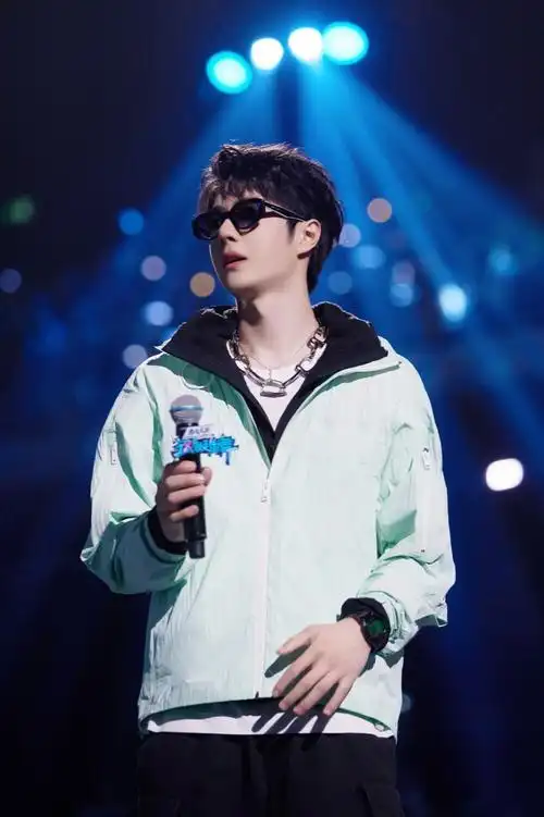 王一博这就是街舞 - 堆糖,美图壁纸兴趣社区