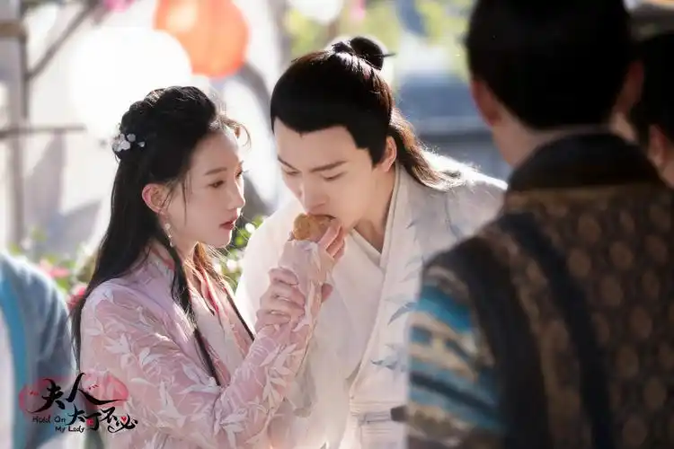 《夫人,大可不必》开播,创意十足,爆笑有趣,甜宠式古装爱情剧