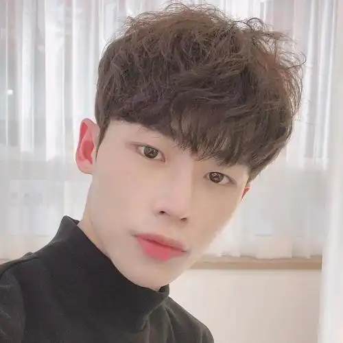 2020最火最流行男发24款,一看就很帅气,清爽有型不落伍