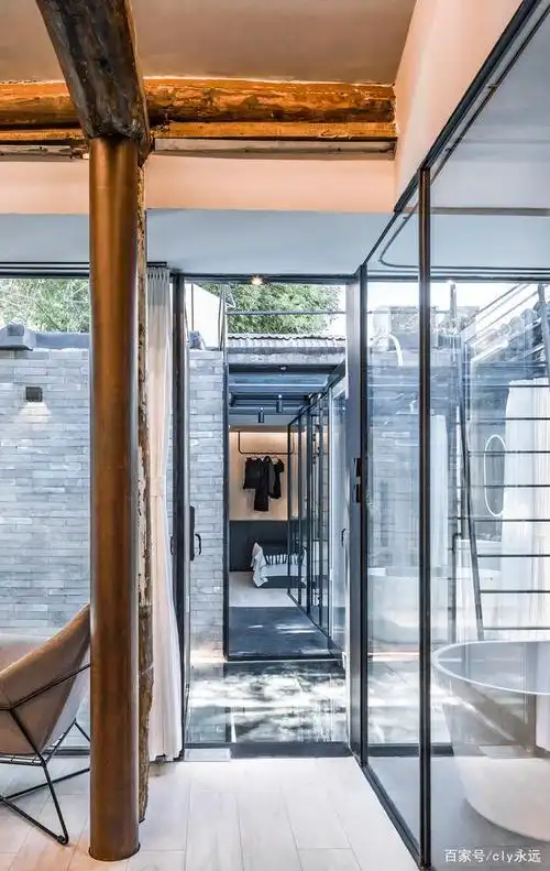 胡同里破旧的老房子,改造后居然可以这么漂亮